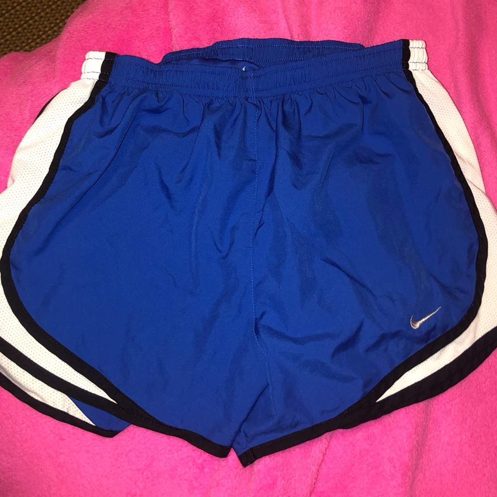 nike shorts